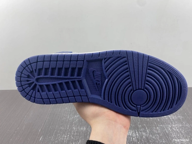 X CUSTOM 1 DM7890-101 OFF-WHITE JORDAN AIR TRAVIS SCOTT X 1101